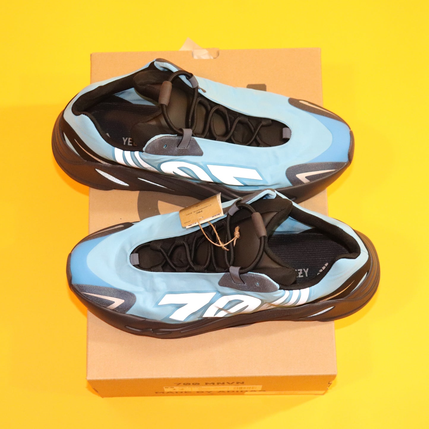 Yeezy 700 MNVN "BRIGHT CYAN"